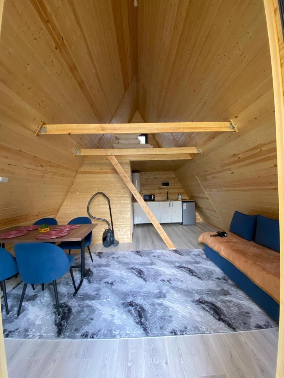 A-Frame House Aizhan Saty 외부 사진
